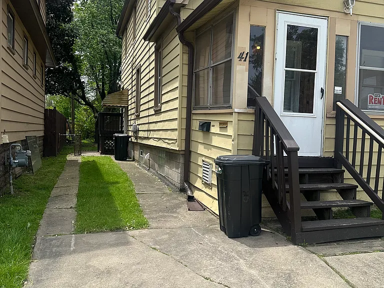 41 Ridge St — Photo 9