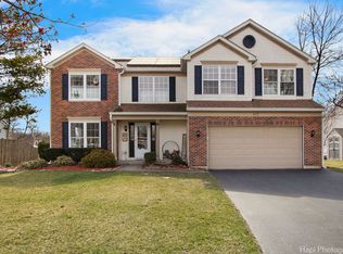 872 Tiffany Farms Rd, Antioch, IL 60002