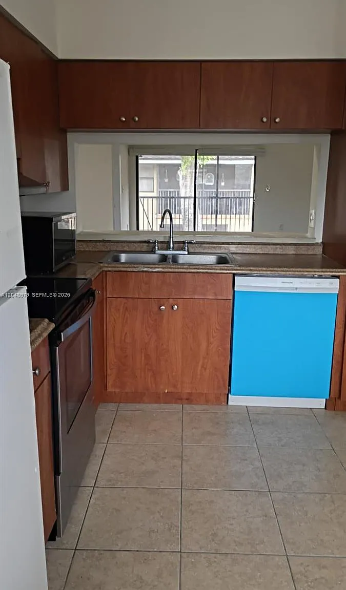 Verano At Miramar Condo — Photo 4