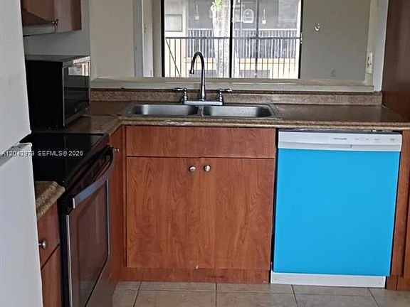 4th image of 2271 SW 80th Ter #2271