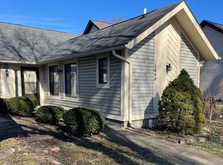 7686 Eagle Valley Pass, Indianapolis, IN