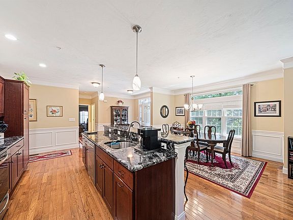 5th image of 93 Stonebridge Dr Unit 93