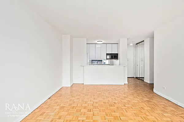 Rented by Keller Williams NYC | media 13