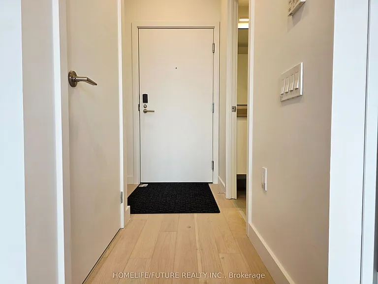 1720 Bayview Ave #430 — Photo 9