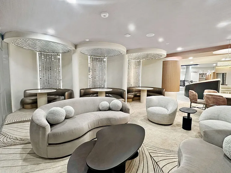 Crescent at Chevy Chase — Photo 45
