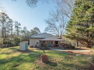 146 Tallent Dr, Franklin, NC 28734