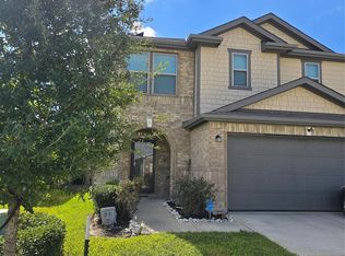 9839 Mills Field Dr, Houston, TX 77070