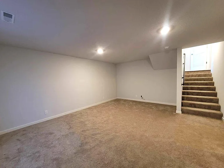 6015 N 181st St — Photo 18