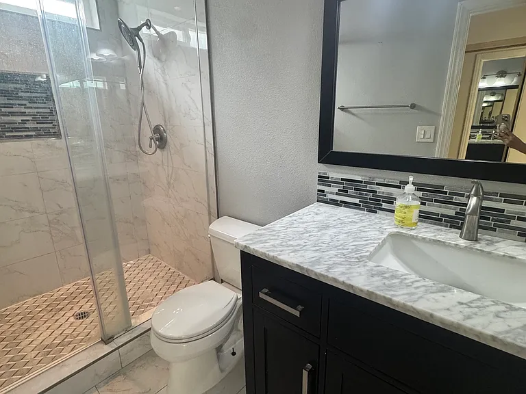 14726 Tupper St — Photo 28