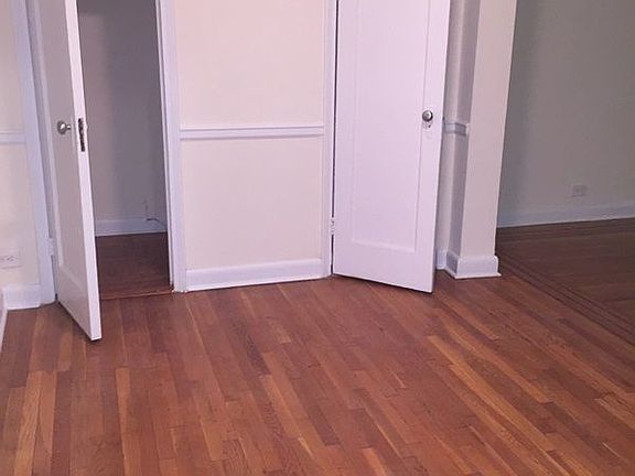 5th image of 4324 43rd St #401