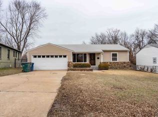 571 E 39th St N, Tulsa, OK 74106