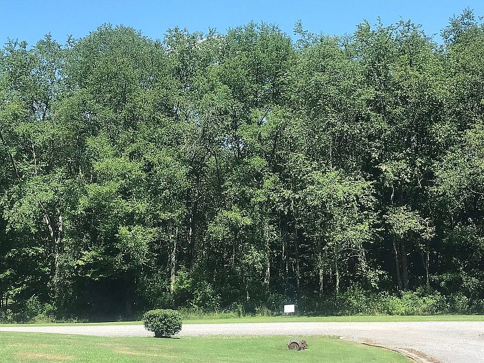 2nd image of 10 Auburn Hls