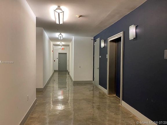 5th image of 1789 NE Miami Gardens Dr #W202