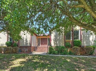 4081 Point Clear Dr, Tega Cay, SC 29708