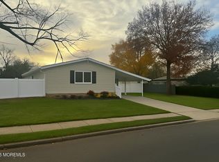725 Gail Dr, Neptune, NJ