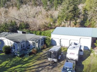 9580 N Fork Siuslaw Rd, Florence, OR 97439