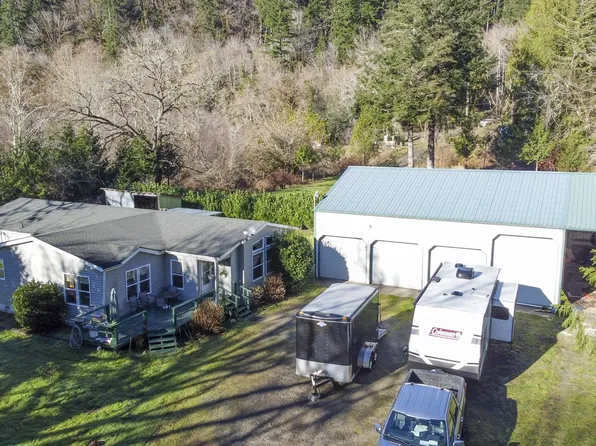 9580 N Fork Siuslaw Rd, Florence, OR 97439
