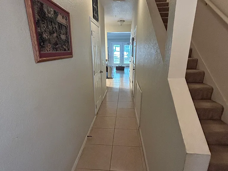 514 NW 39th Rd #503 — Photo 3