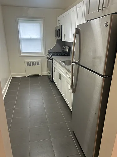 33 Stratford Ave #1A Photo 1