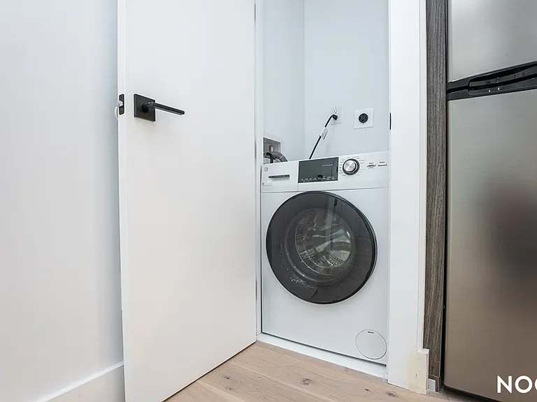 491 Evergreen Ave #3B — Photo 9