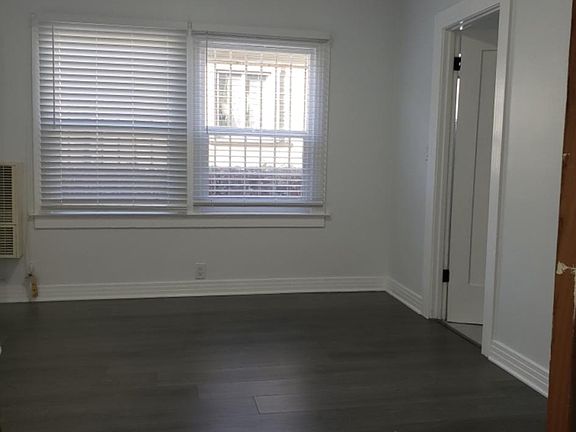 4th image of 218 N Avenue 55