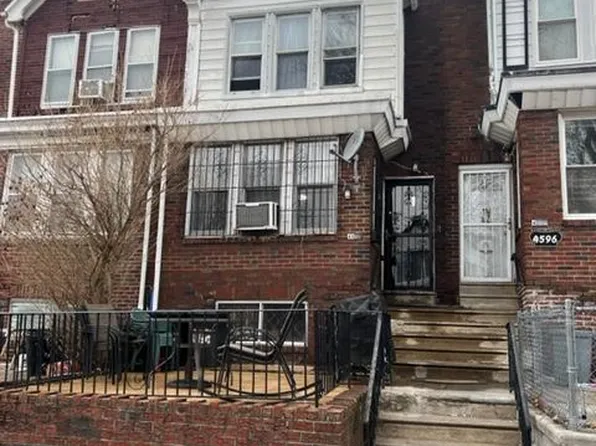 4594 G St, Philadelphia, PA 19120