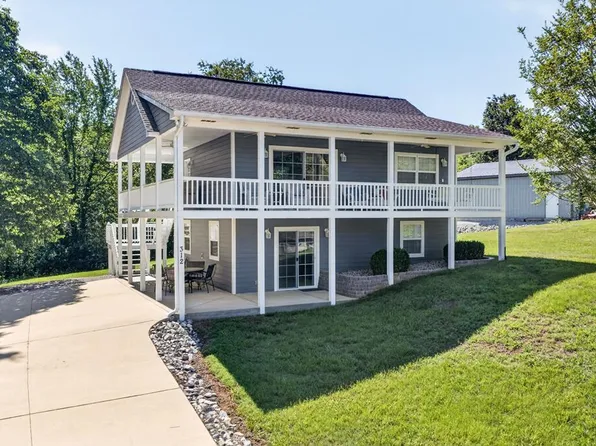 312 Cosby Parris Rd, Byrdstown, TN 38549