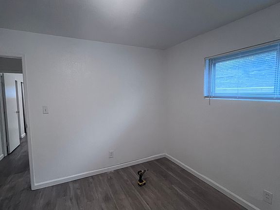 3rd image of 2723 99th Ave