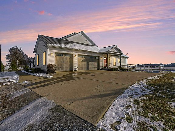 3rd image of 13027 School Lane Rd