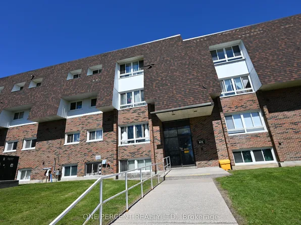 815 Kyle Ct #105, Brockville, ON K6V 6J7