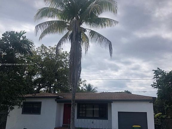 4th image of 1050 NE 161st Ter
