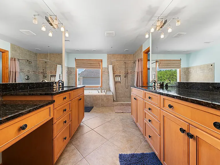 1250 Fort Fisher Blvd S — Photo 14
