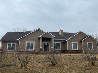 210 Railway Ave, Maxwell, IA 50161