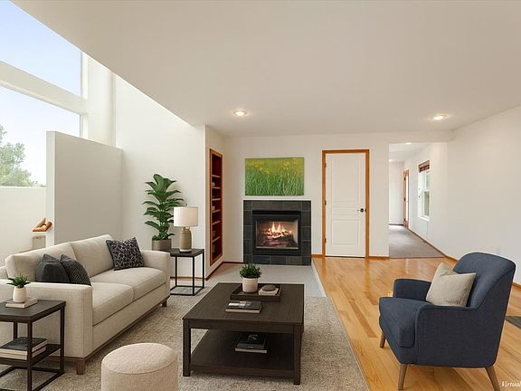 3rd image of 15014 Mountain Wood Dr