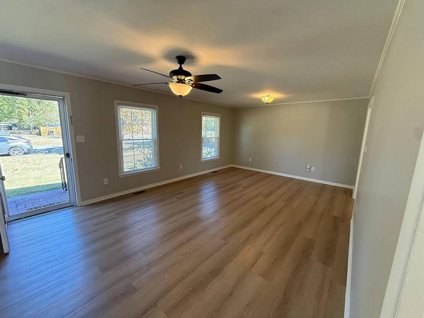 Beautifully Renovated 3-Bedroom Brick Home with Bonus Room & Fenced Yard! — Photo 3