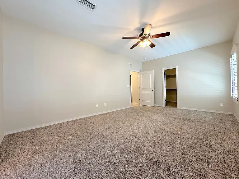 7844 Enchanted View Dr — Photo 15