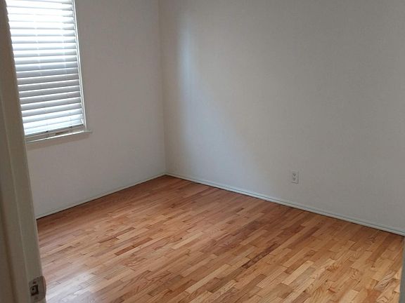 5th image of 271 La Verne Ave APT 1