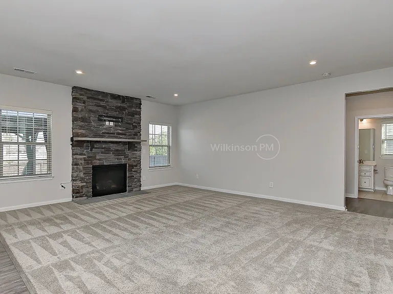 1868 Scarbrough Cir — Photo 8