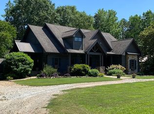 1051 Lake Rutledge Rd, Rutledge, GA 30663