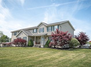 123 Pike Ave, New Castle, PA 16102