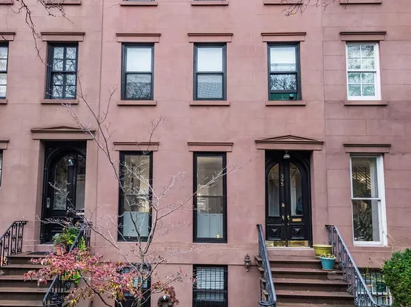 395 Pacific Street image 1 of 9