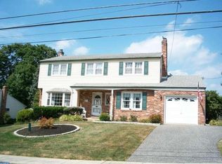 2320 Clearview Ln, Aston, PA 19014