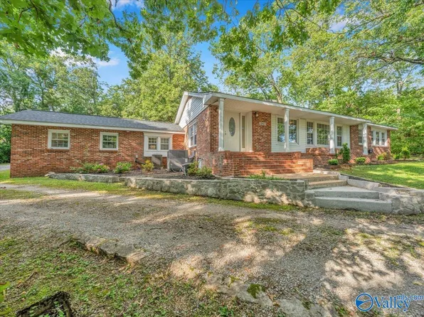 1901 Governors Dr SE, Huntsville, AL 35801