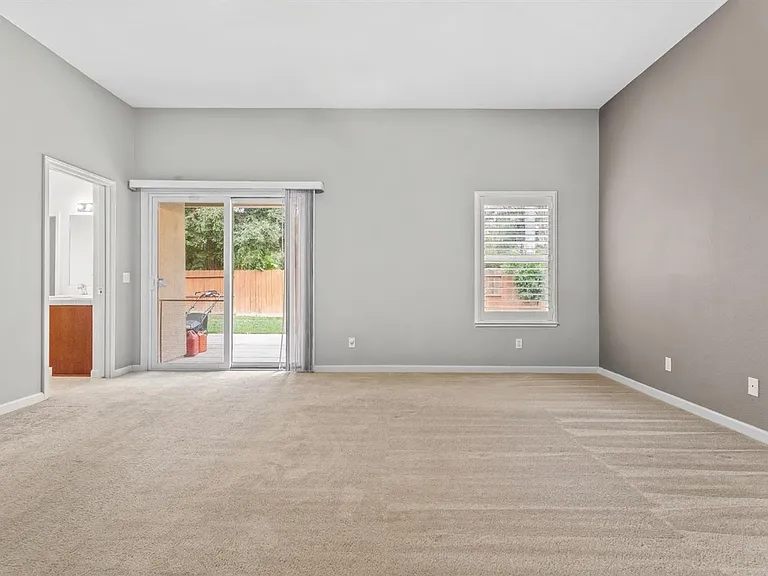 2921 Garzellis Way — Photo 31