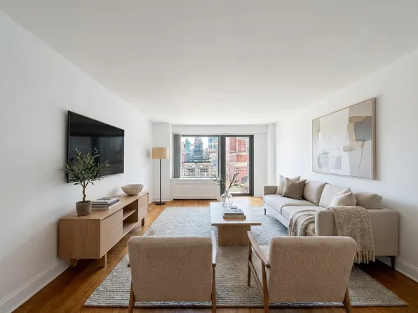 132 E 35th St, New York, NY