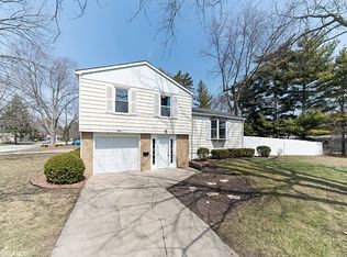 1015 New Haven Ave, Aurora, IL 60506