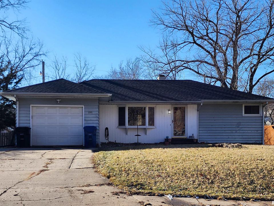 1181 34th St, Moline, IL 61265 Zillow