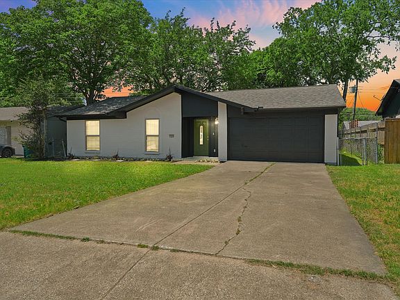 3rd image of 1222 Saturn St