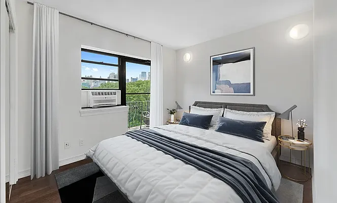 Rented by REAL New York | media 12