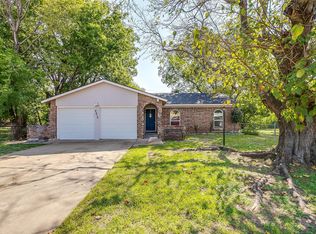 6616 Rickee Ct, Watauga, TX 76148